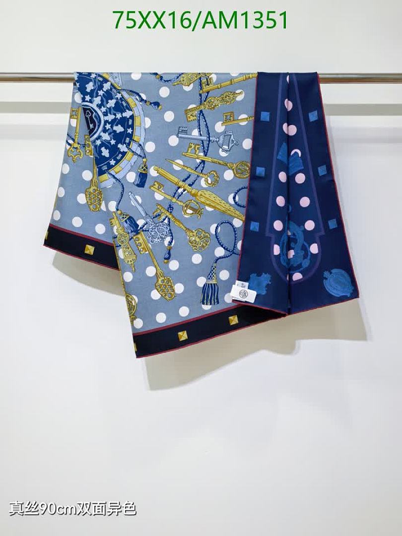 Hermes-Scarves Code: AM1351 $: 75USD