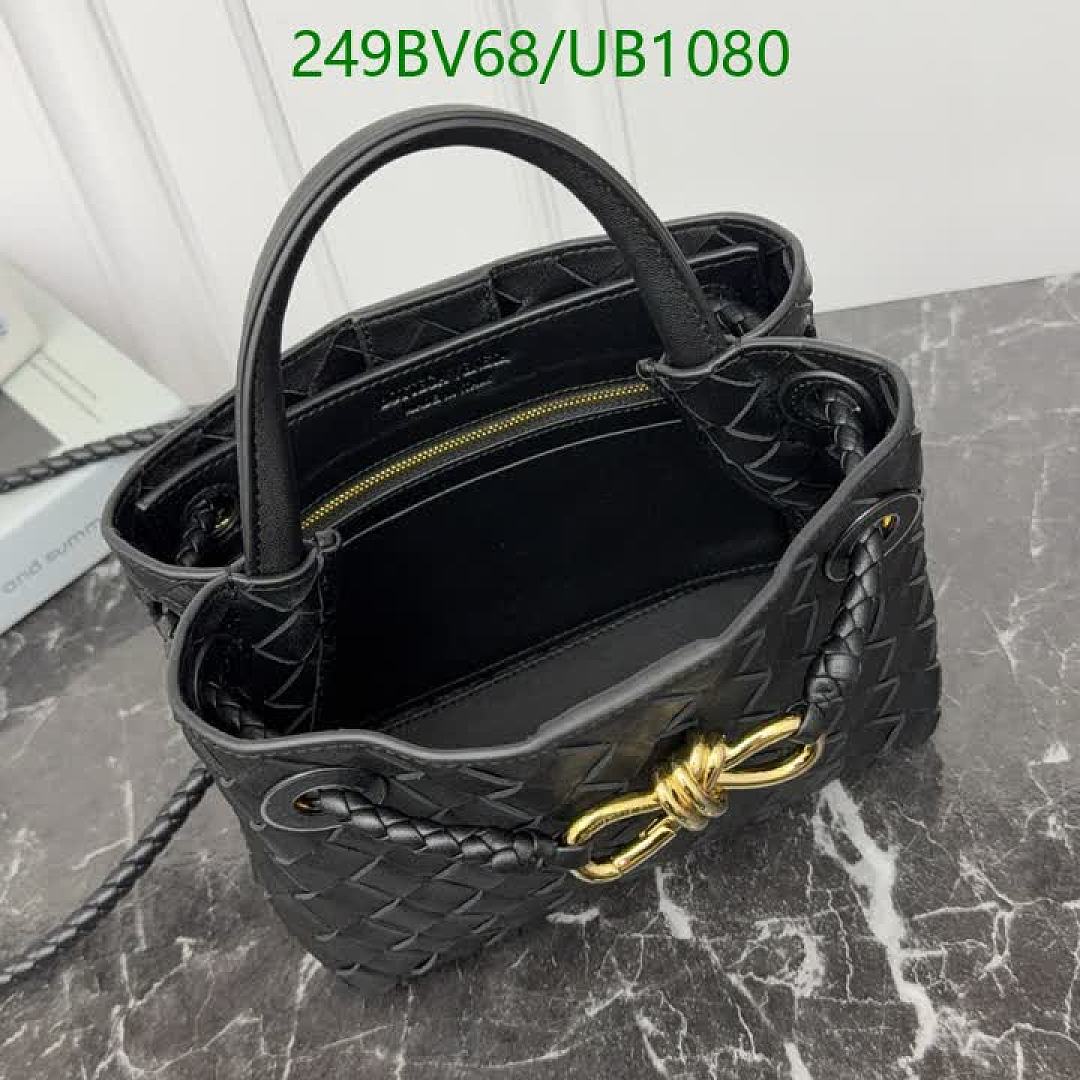 BV-BagsMirror Quality Code: UB1080 $: 249USD