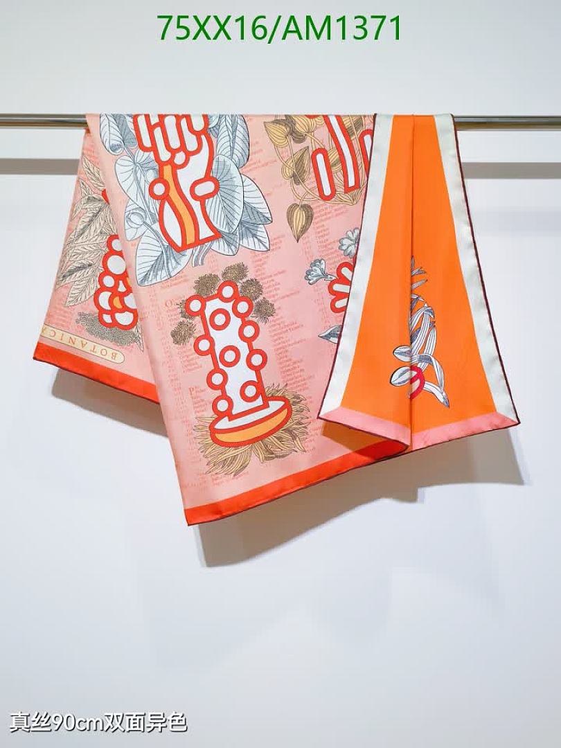 Hermes-Scarves Code: AM1371 $: 75USD