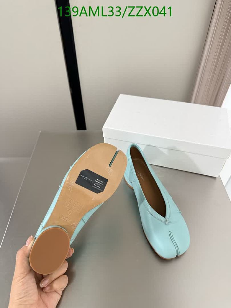 MM6-Women Shoes Code: ZZX041 $: 139USD