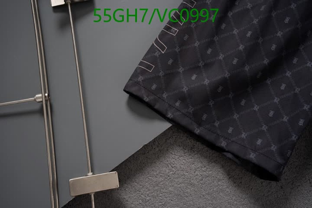 Burberry-Clothing Code: VC0997 $: 55USD