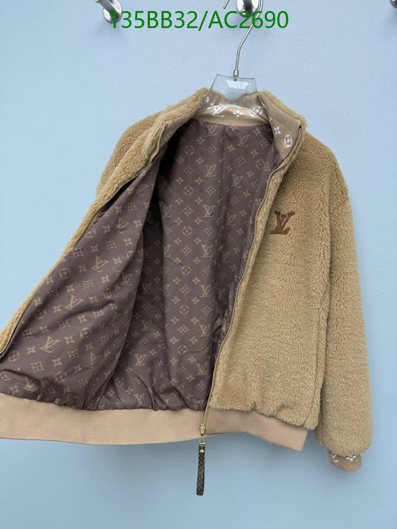 LV-Clothing Code: AC2690 $: 135USD