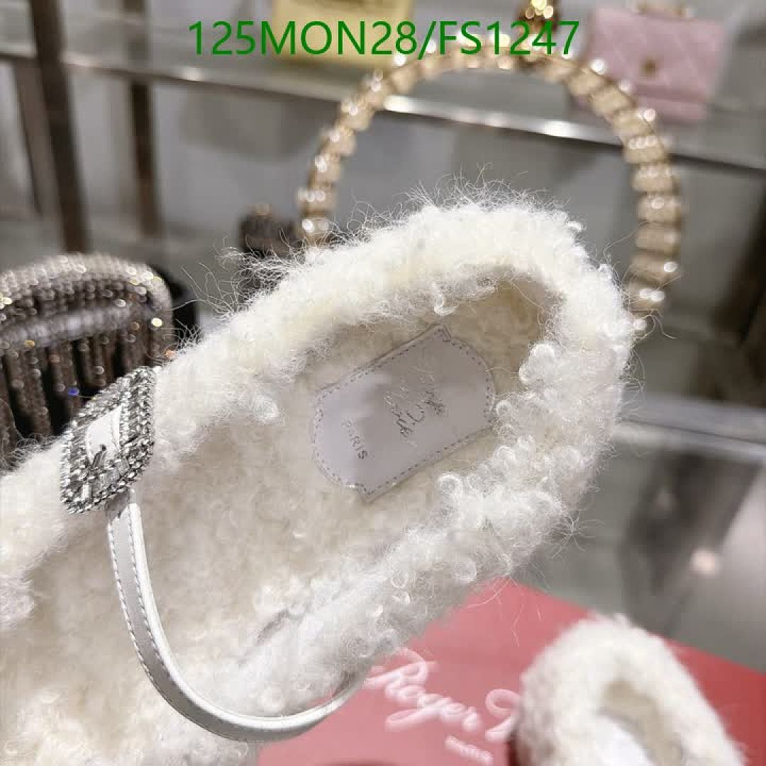 Roger Vivier-Women Shoes Code: FS1247 $: 125USD