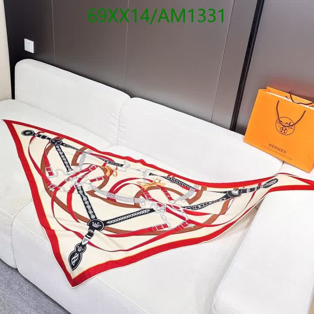 Hermes-Scarves Code: AM1331 $: 69USD