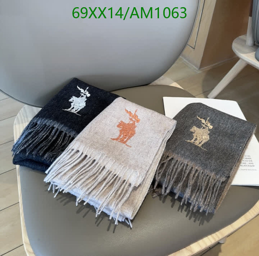 Burberry-Scarves Code: AM1063 $: 69USD