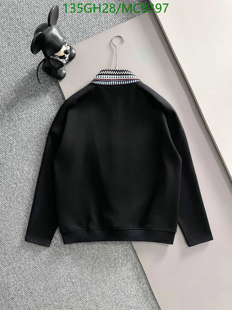 LV-Clothing Code: MC9397 $: 135USD