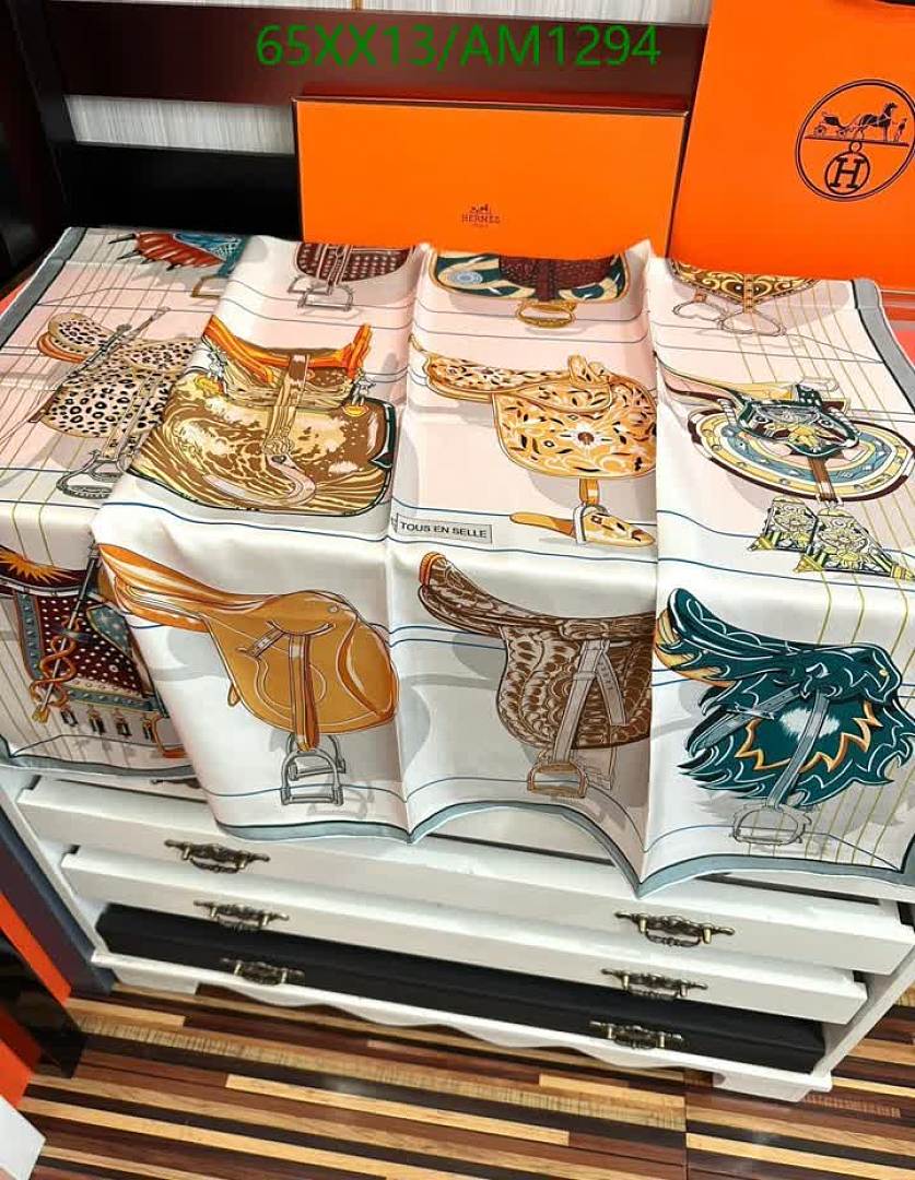 Hermes-Scarves Code: AM1294 $: 65USD