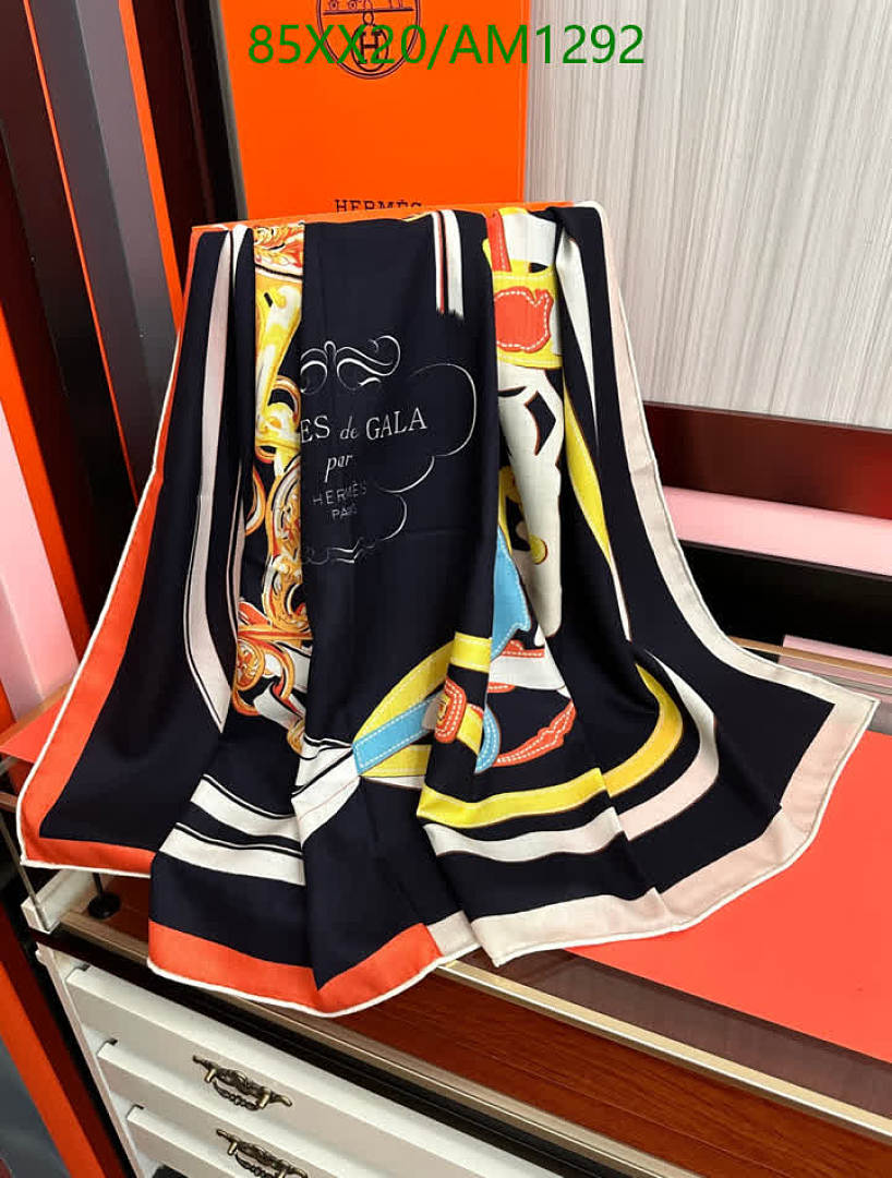 Hermes-Scarves Code: AM1292 $: 85USD
