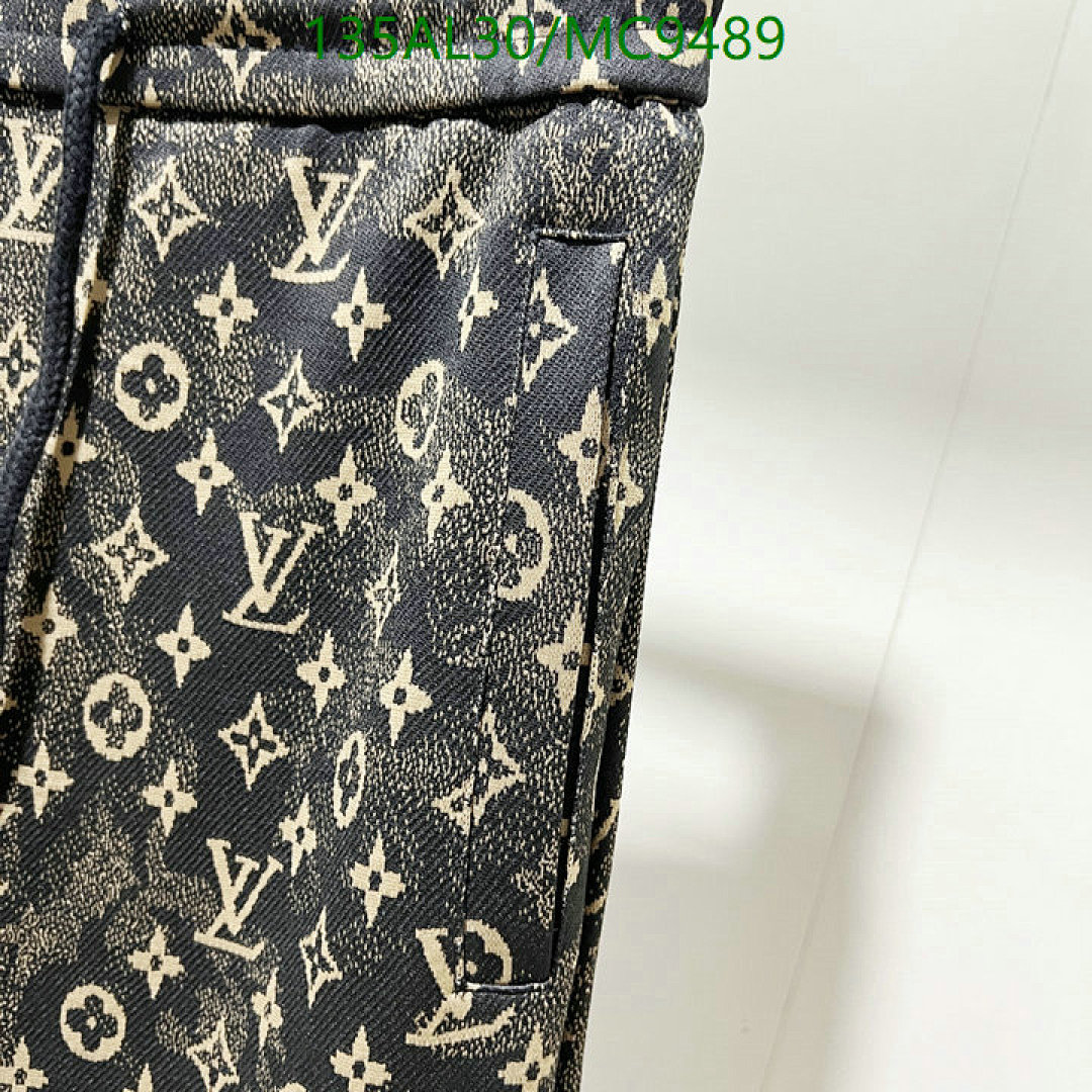 LV-Clothing Code: MC9489 $: 135USD