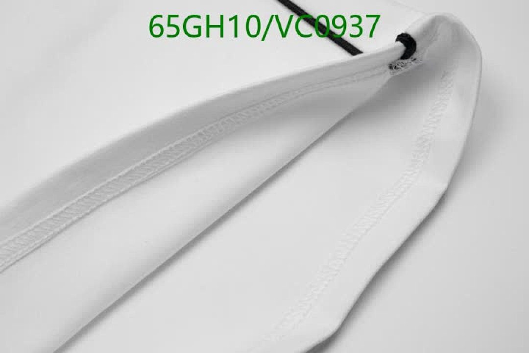 Balenciaga-Clothing Code: VC0937 $: 65USD