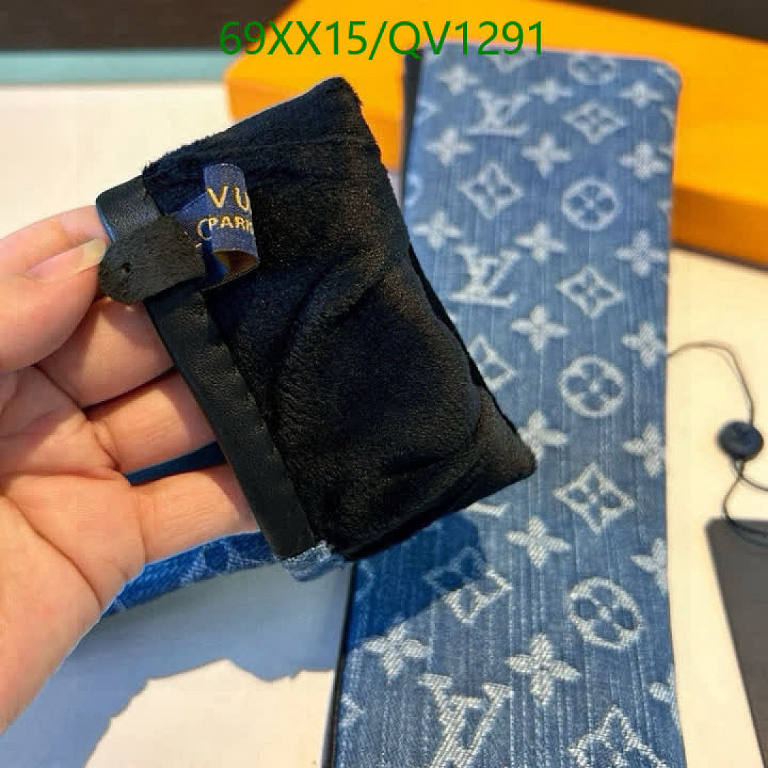 LV-Gloves Code: QV1291 $: 69USD