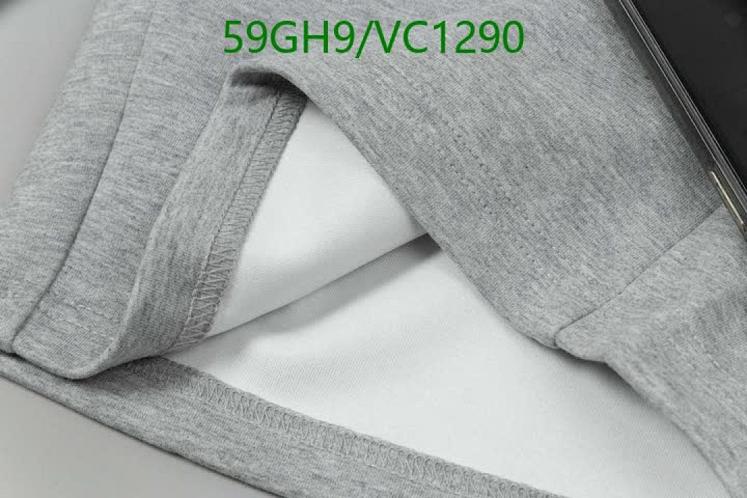 Moncler-Clothing Code: VC1290 $: 59USD