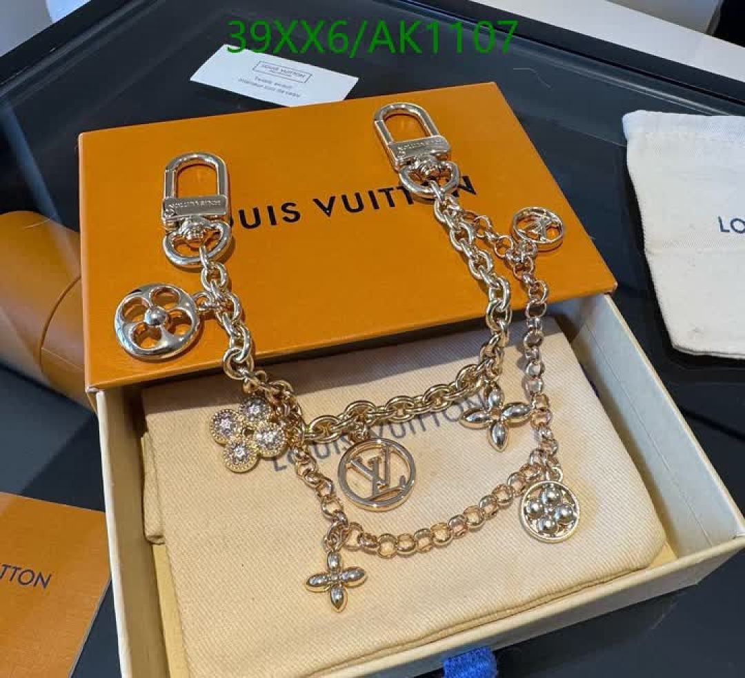 LV-Keychains & Charms Code: AK1107 $: 39USD