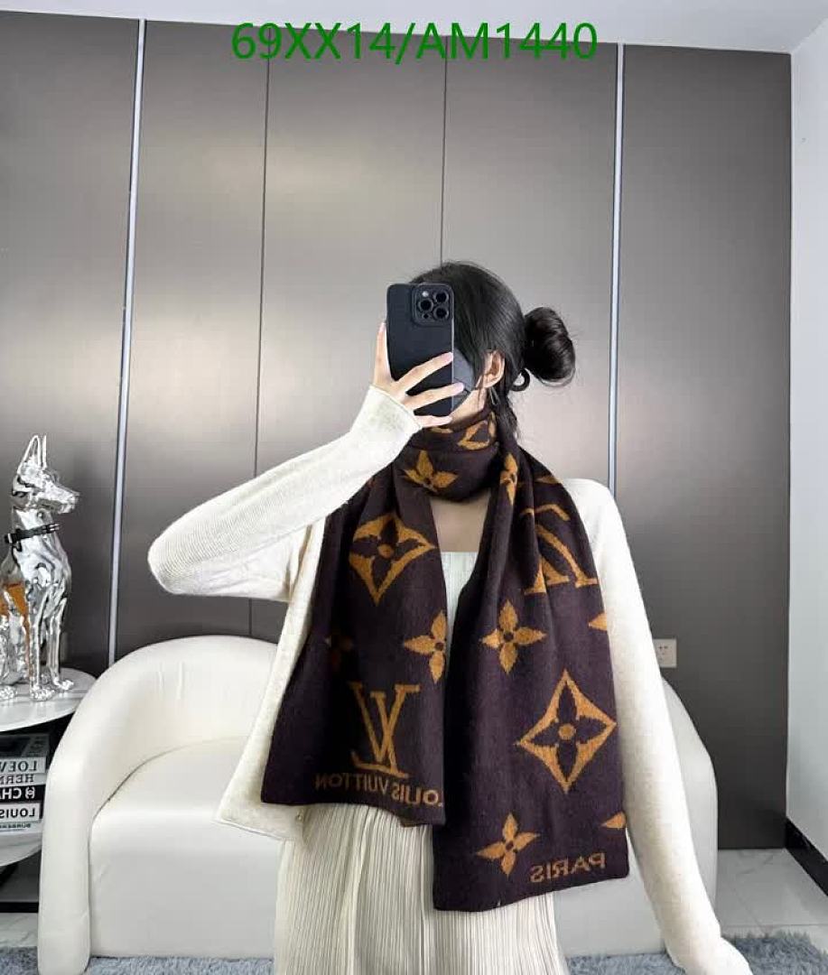 LV-Scarves Code: AM1440 $: 69USD