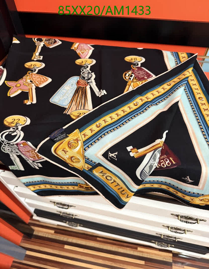 LV-Scarves Code: AM1433 $: 85USD