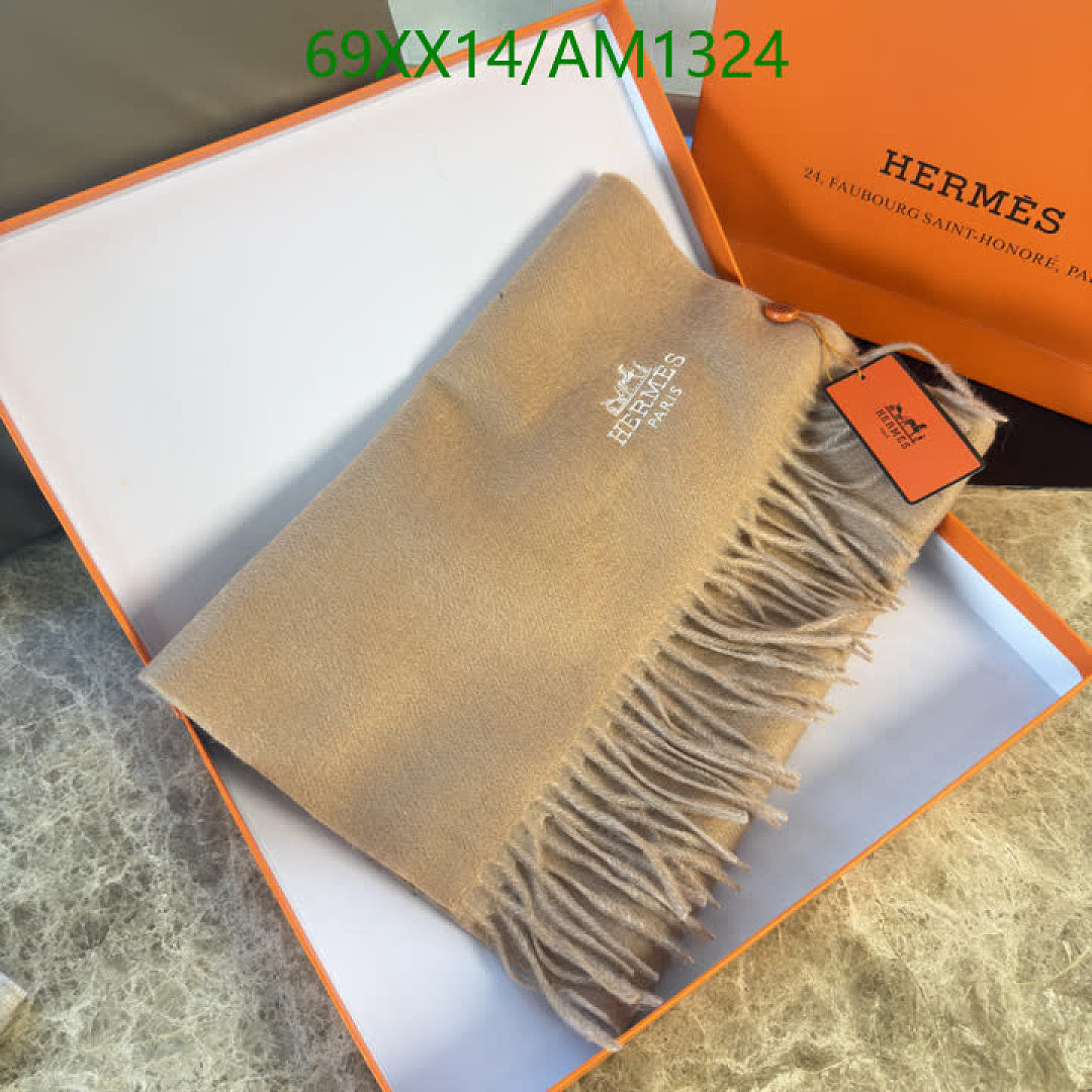 Hermes-Scarves Code: AM1324 $: 69USD