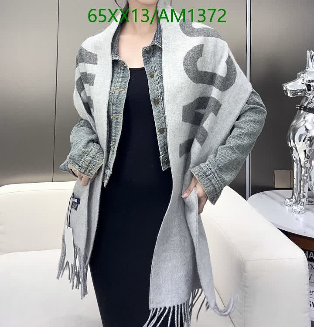 Jacquemus-Scarves Code: AM1372 $: 65USD