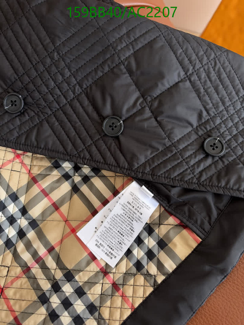 Burberry-Clothing Code: AC2207 $: 159USD