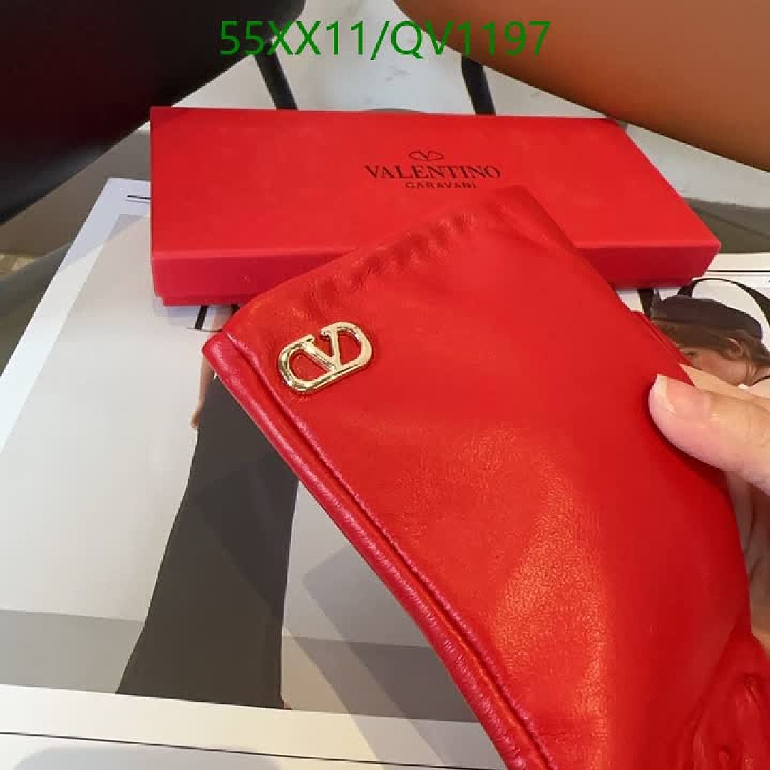 Valentino-Gloves Code: QV1197 $: 55USD