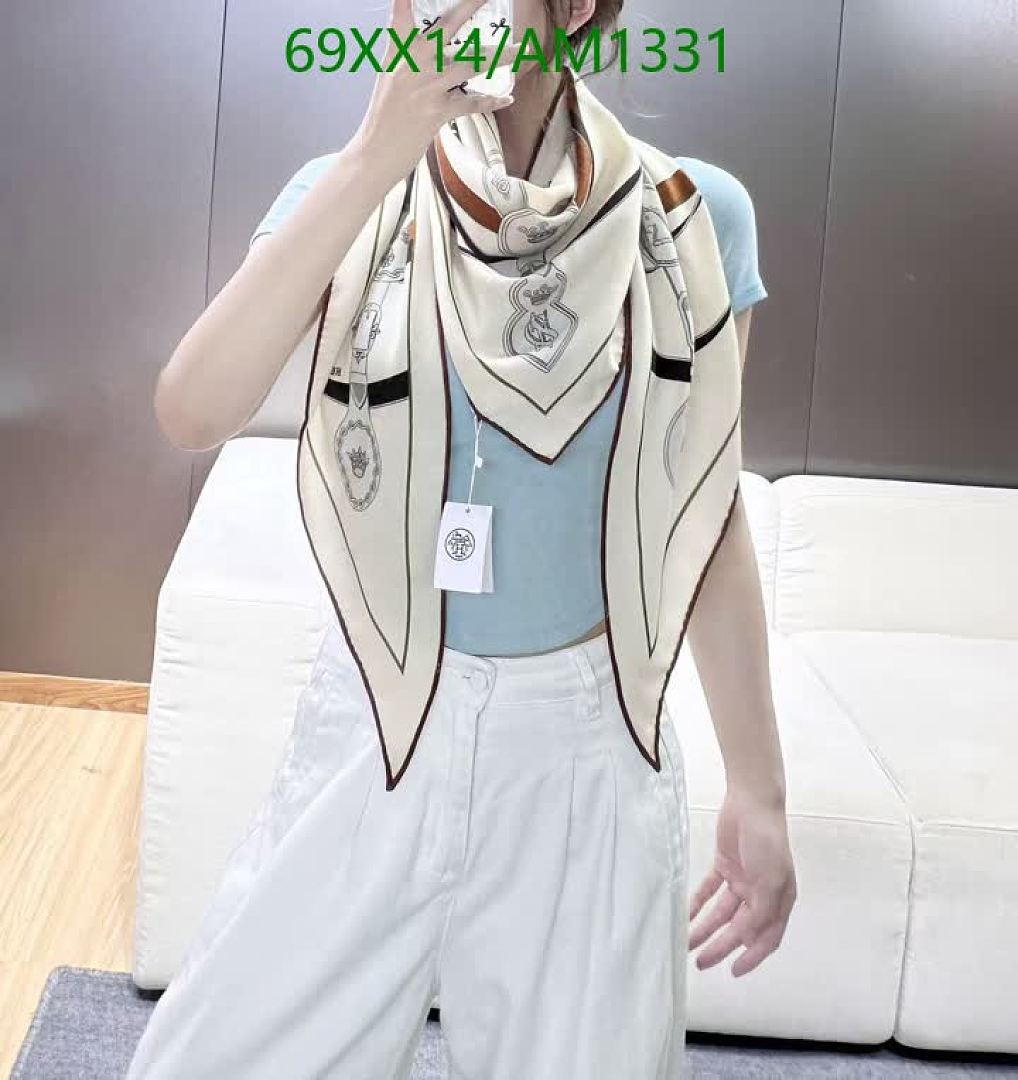 Hermes-Scarves Code: AM1331 $: 69USD