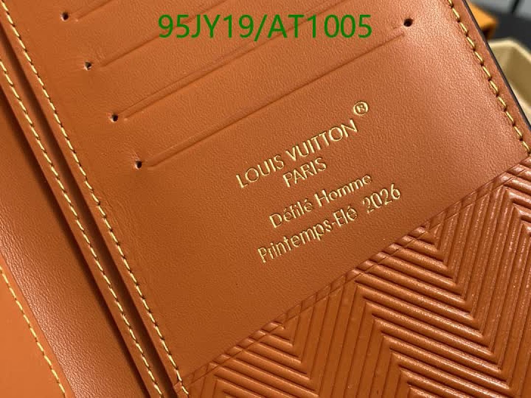 LV-WalletsMirror Quality Code: AT1005 $: 95USD
