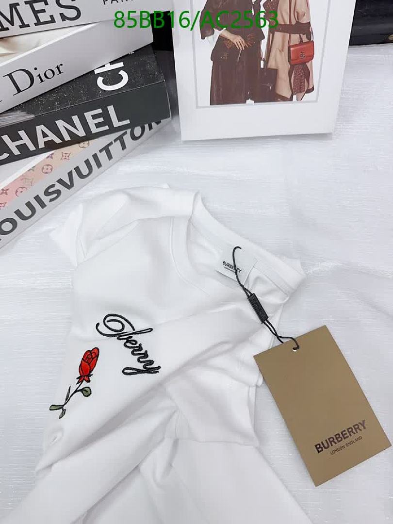 Burberry-Clothing Code: AC2563 $: 85USD