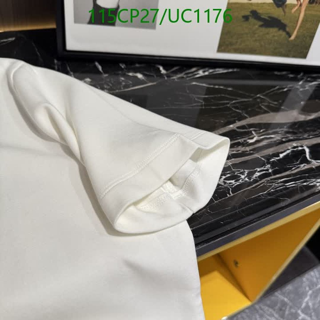Moncler-Clothing Code: UC1176 $: 115USD