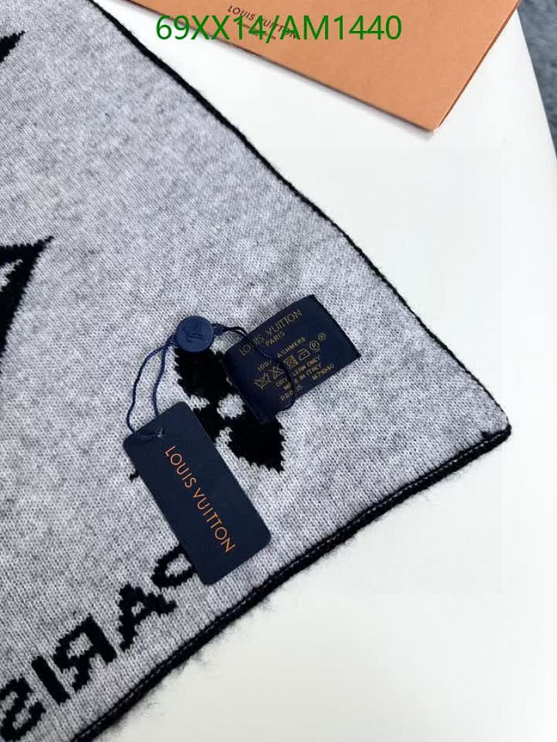 LV-Scarves Code: AM1440 $: 69USD