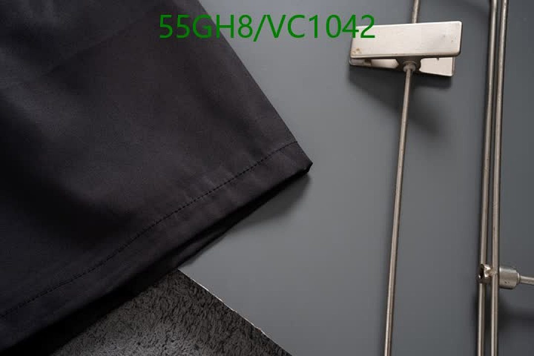 Burberry-Clothing Code: VC1042 $: 55USD