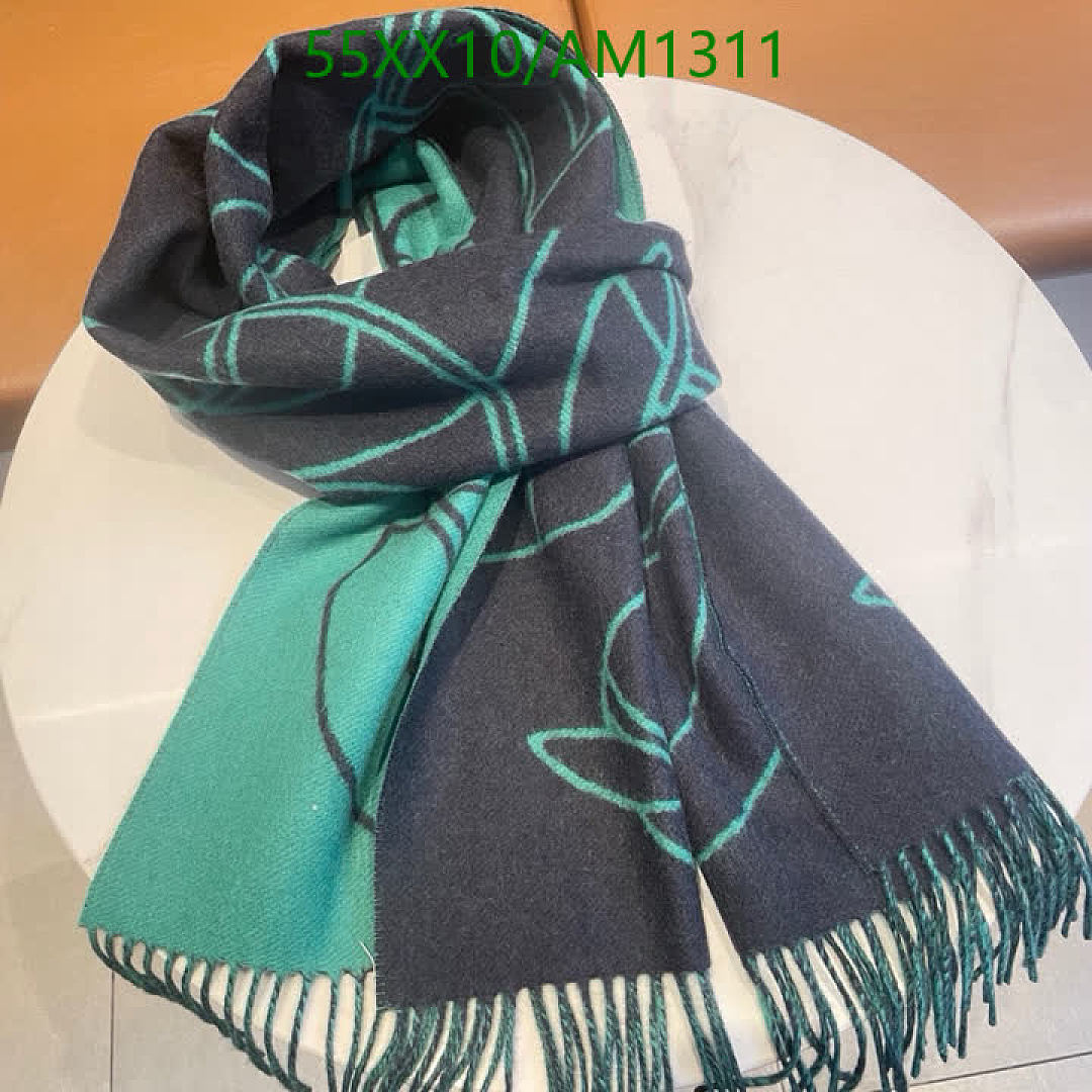 Hermes-Scarves Code: AM1311 $: 55USD