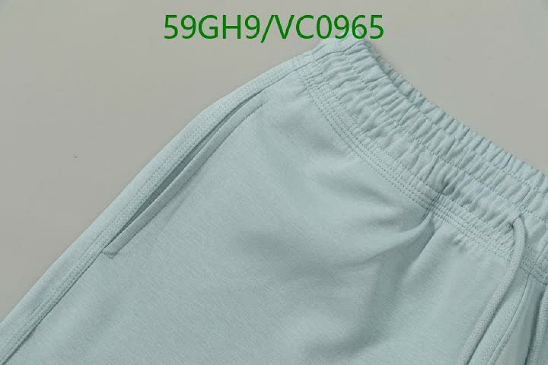 Burberry-Clothing Code: VC0965 $: 59USD