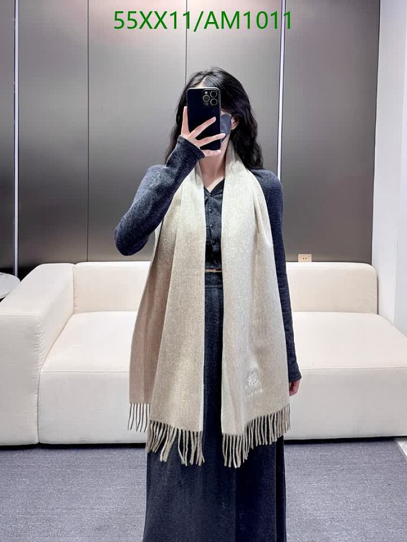 Burberry-Scarves Code: AM1011 $: 55USD