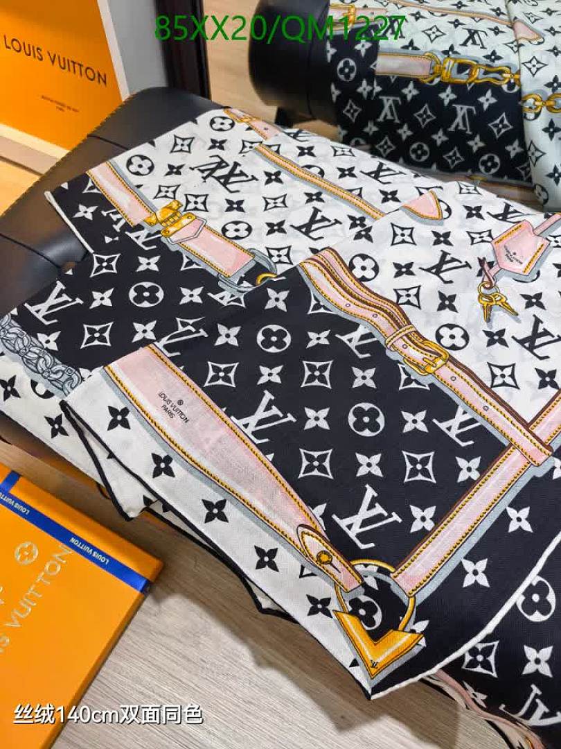 LV-Scarves Code: QM1227 $: 85USD