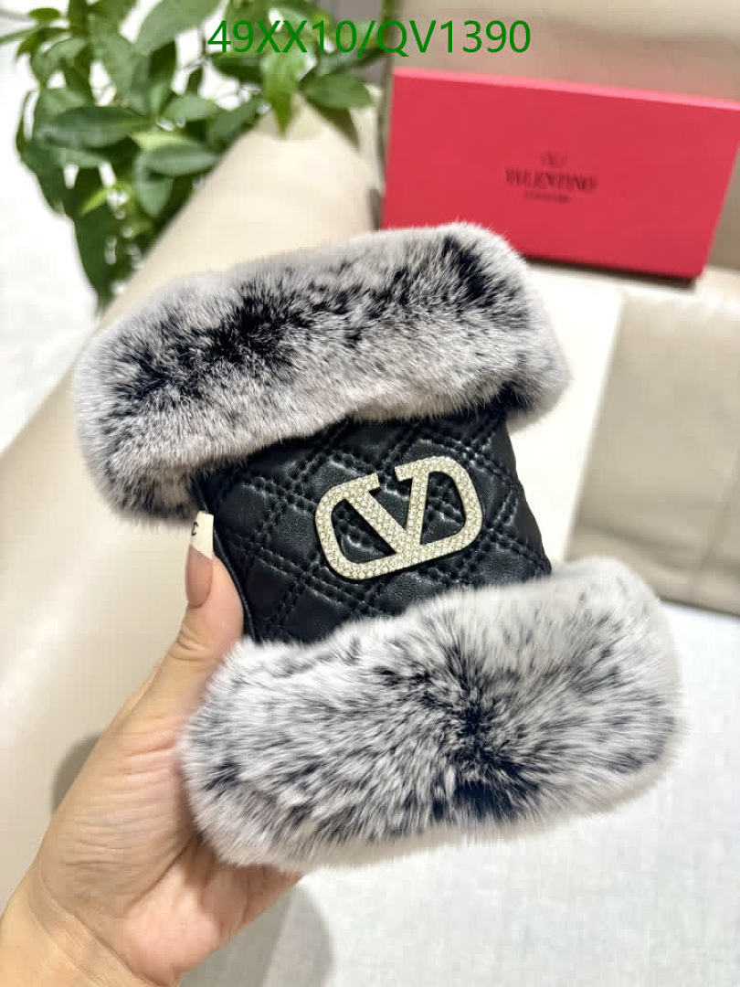 Valentino-Gloves Code: QV1390 $: 49USD