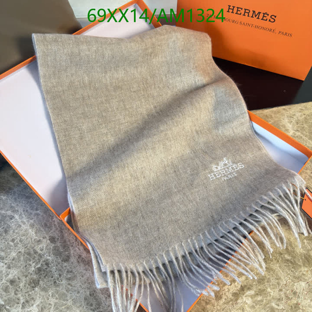 Hermes-Scarves Code: AM1324 $: 69USD