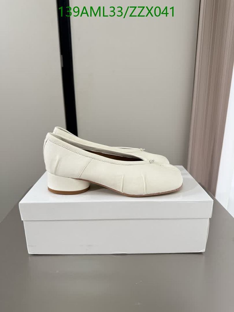 MM6-Women Shoes Code: ZZX041 $: 139USD