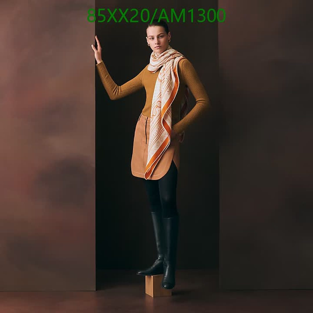 Hermes-Scarves Code: AM1300 $: 85USD