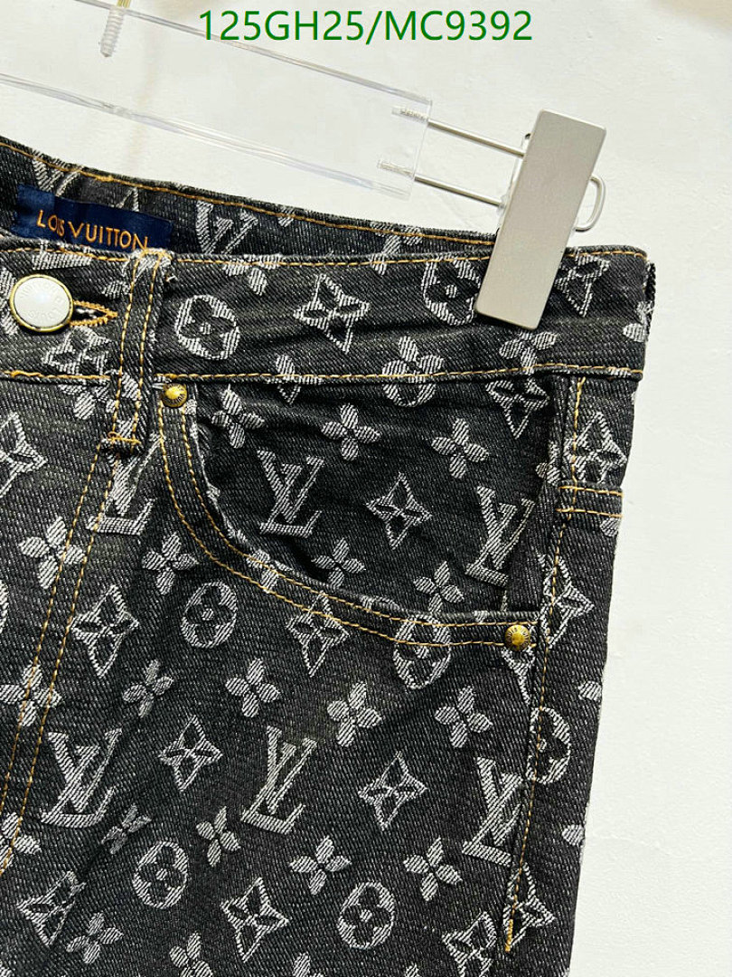 LV-Clothing Code: MC9392 $: 125USD