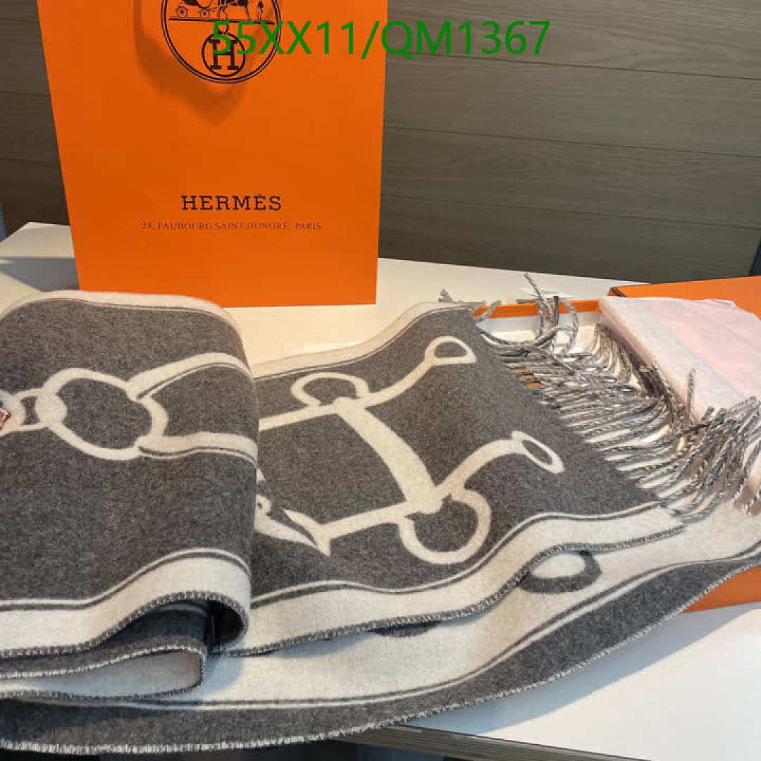 Hermes-Scarves Code: QM1367 $: 55USD