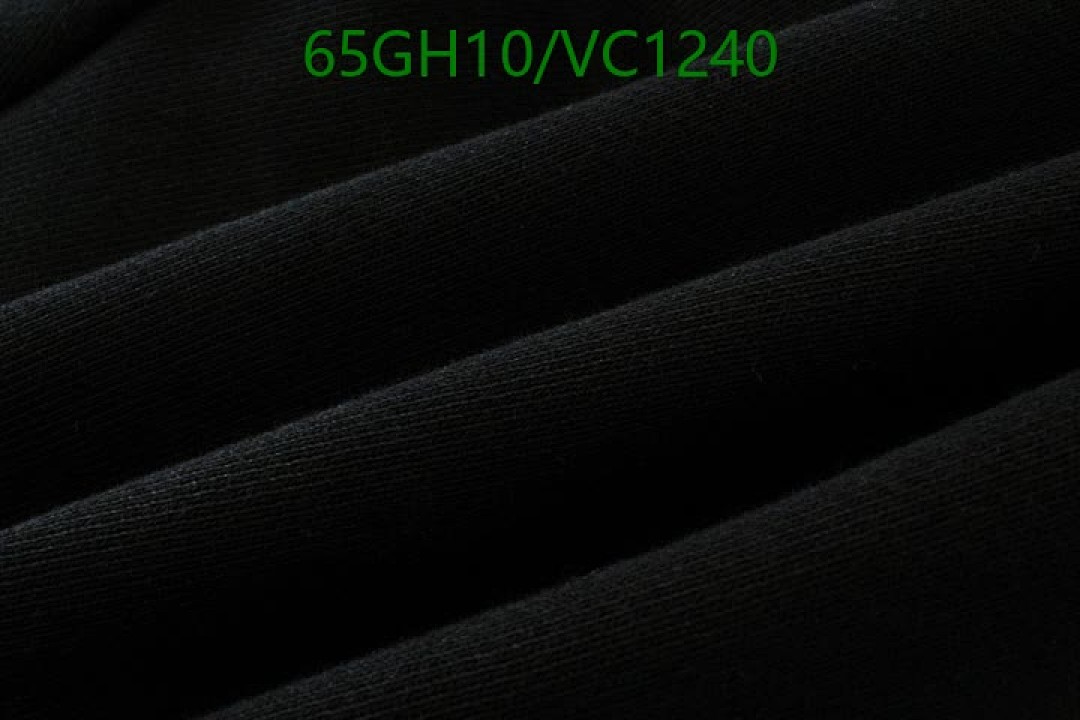 Gucci-Clothing Code: VC1240 $: 65USD