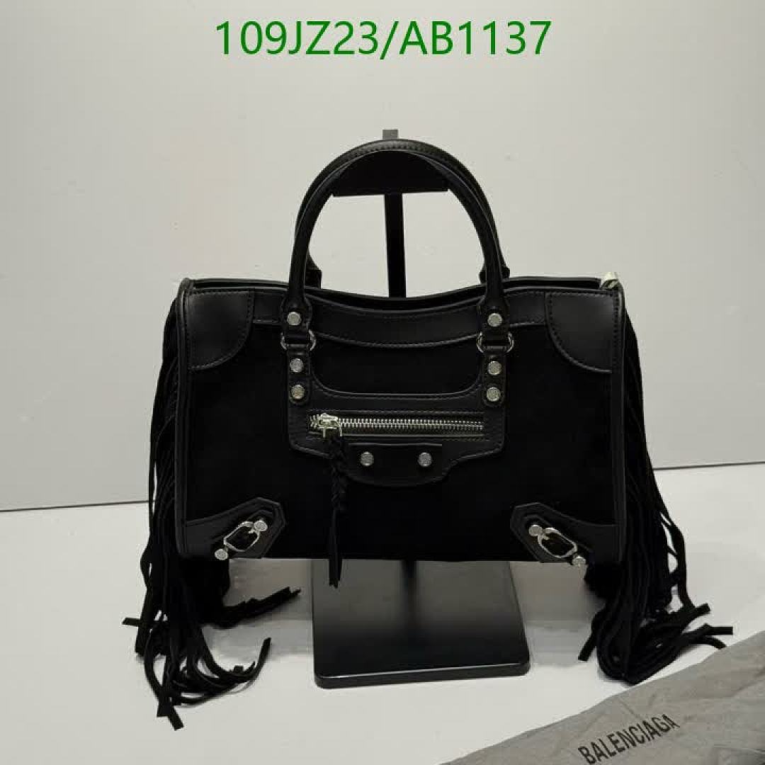 Balenciaga-Bags4A Quality Code: AB1137 $: 109USD