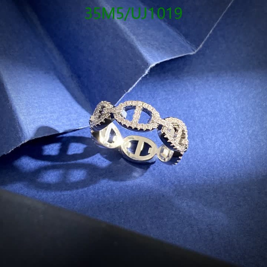 Apm-Jewelry Code: UJ1019 $: 35USD