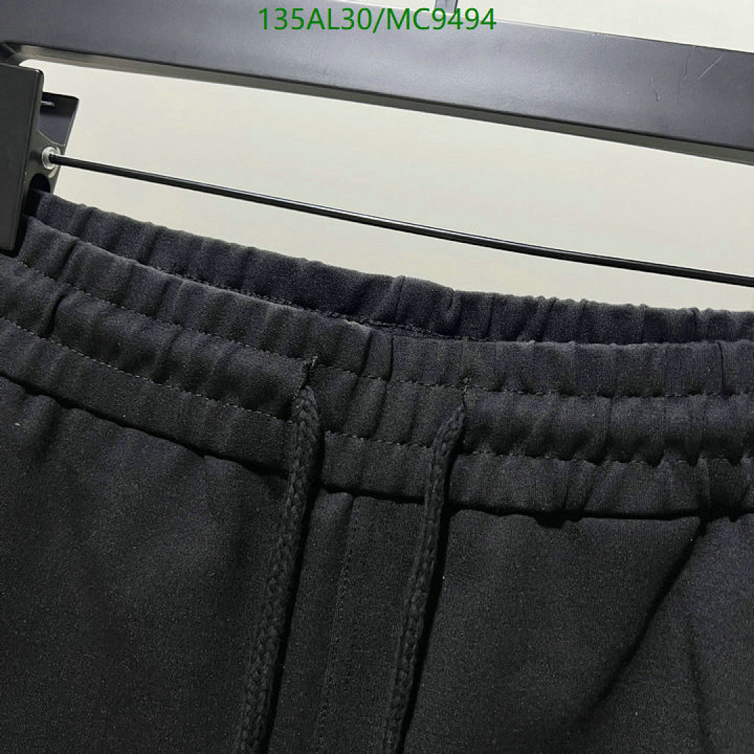 Moncler-Clothing Code: MC9494 $: 135USD
