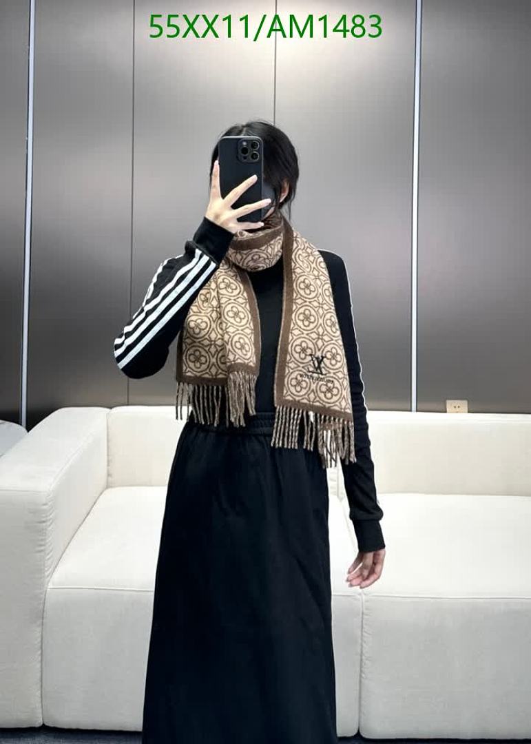 LV-Scarves Code: AM1483 $: 55USD