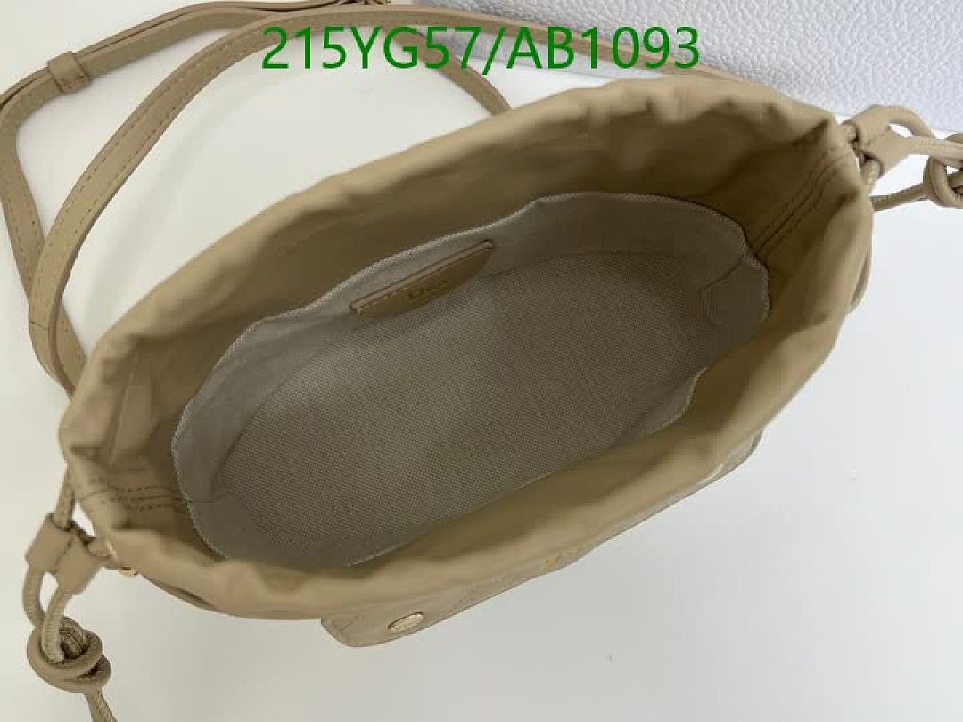 Dior-BagsMirror Quality Code: AB1093 $: 215USD