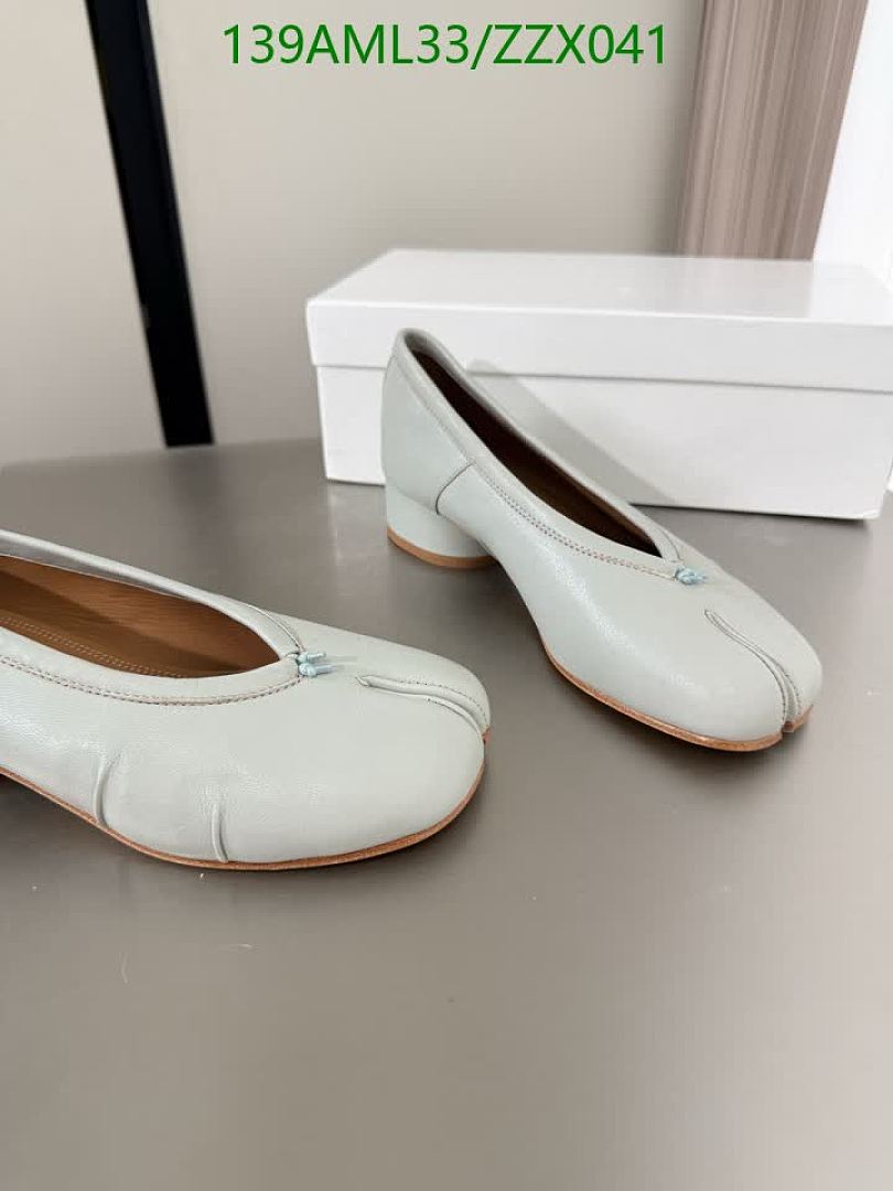 MM6-Women Shoes Code: ZZX041 $: 139USD