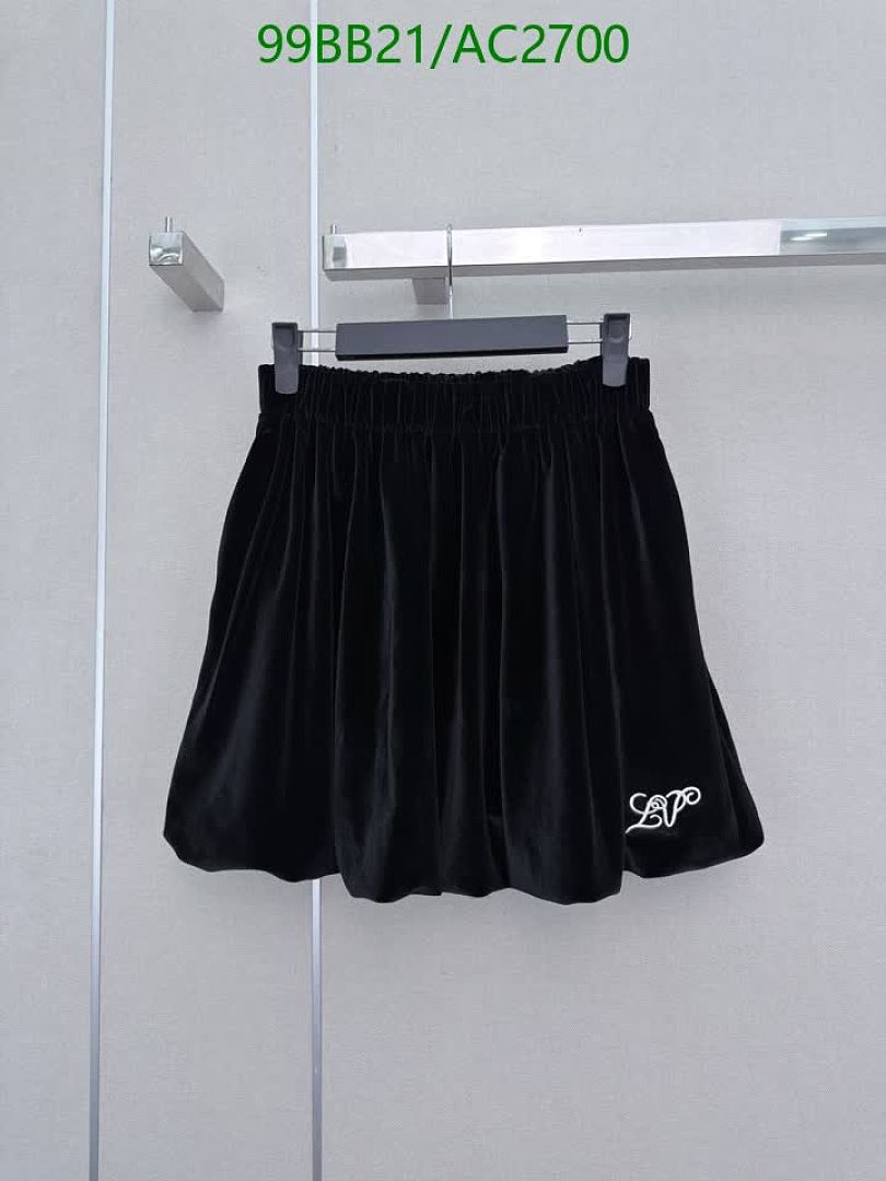 LV-Clothing Code: AC2700 $: 99USD