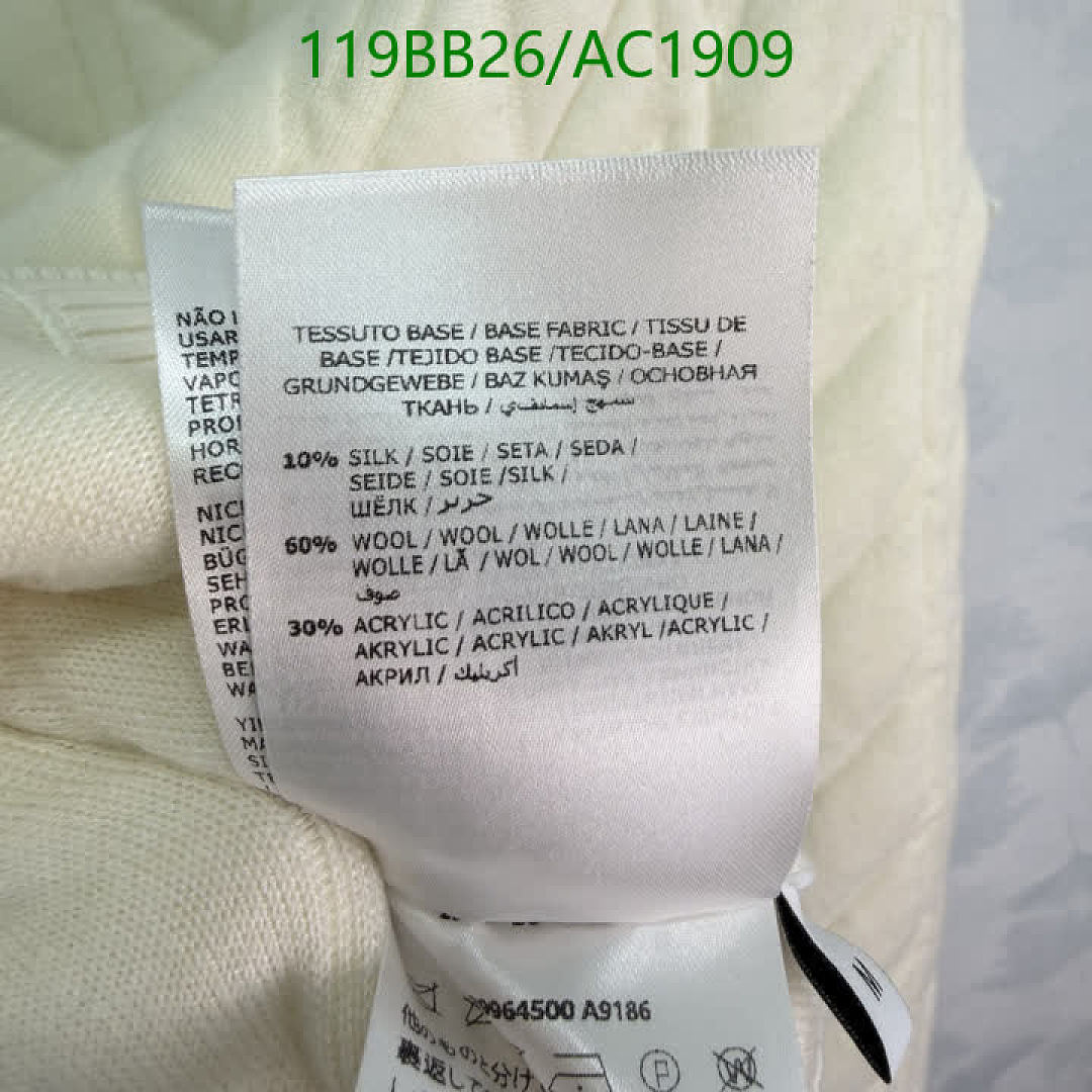 Moncler-Clothing Code: AC1909 $: 119USD