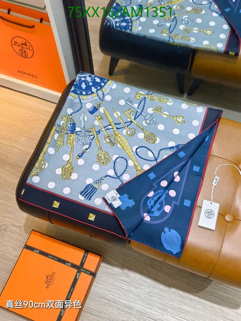 Hermes-Scarves Code: AM1351 $: 75USD