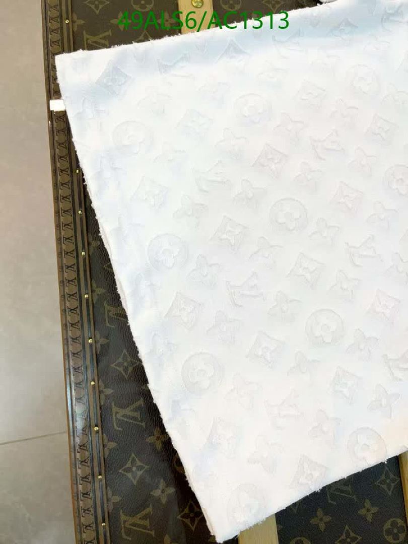 LV-Clothing（Kids） Code: AC1313 $: 49USD